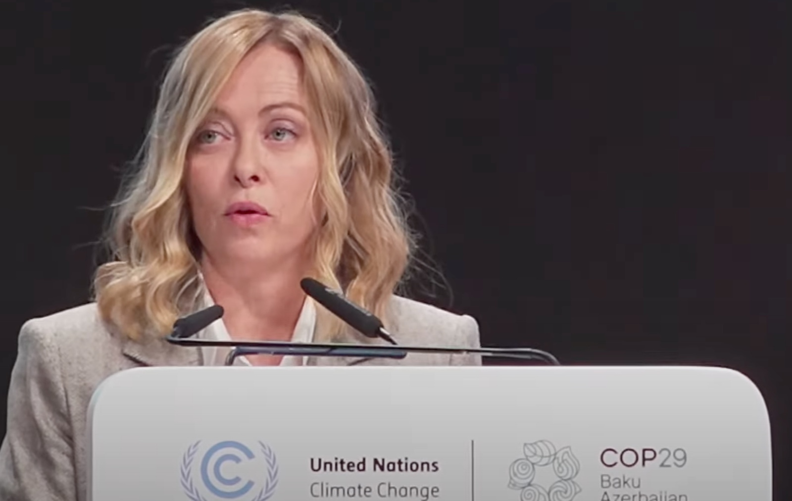 Referendum, la premier Meloni va a votare ma non vota